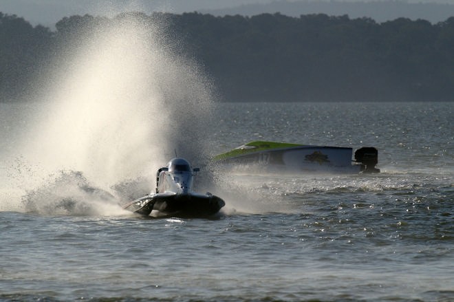 Roostertail at the turning mark - 2997 Australian F1 Super Boats Round 2 at Toukley © Theo Spykers 